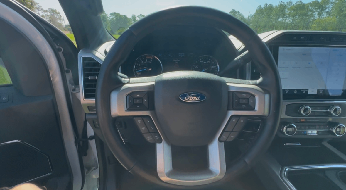 صورة 7 لـ 2022 FORD F-350 PLATINUM
