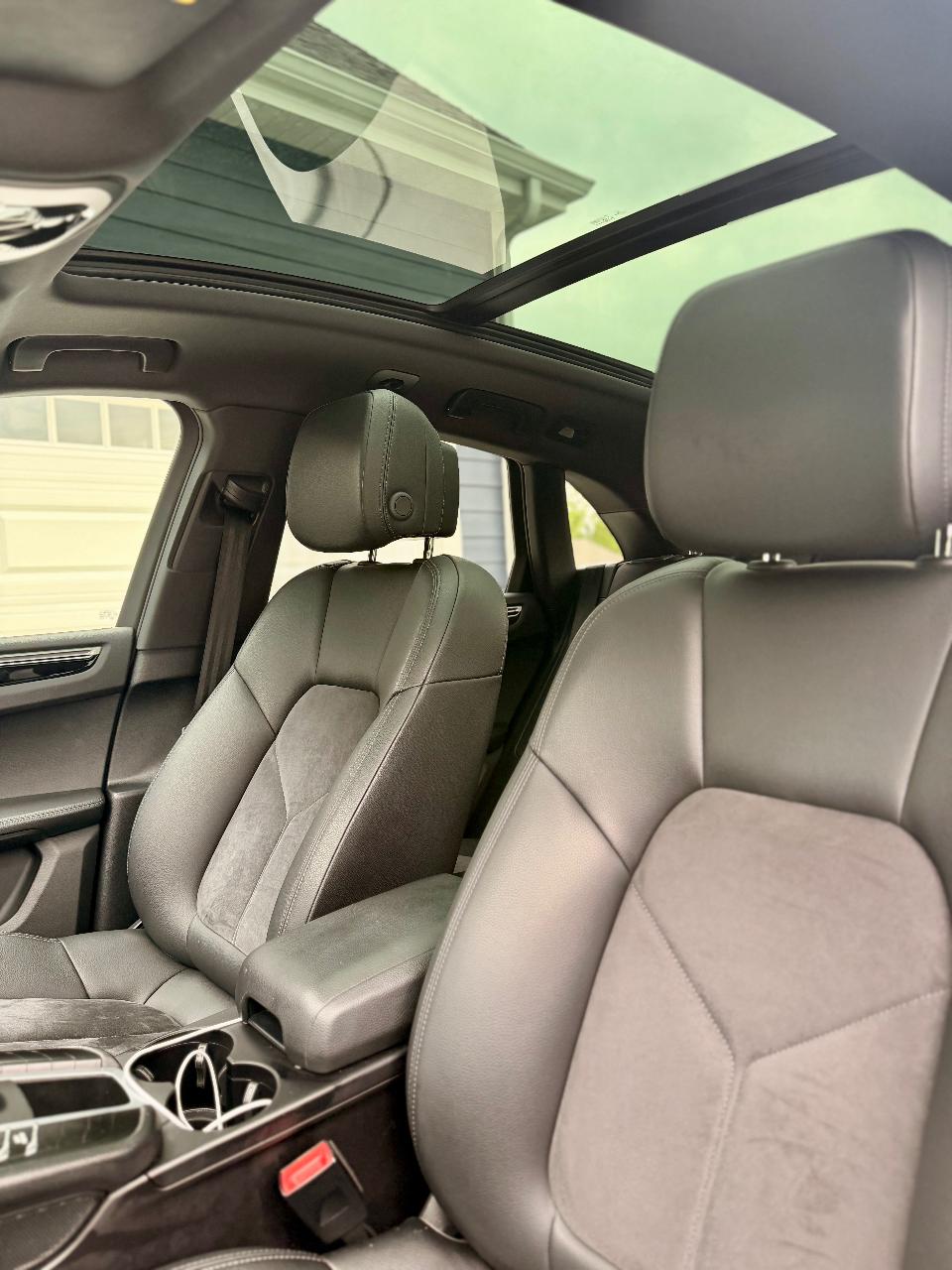 2021 Porsche MACAN 照片 10