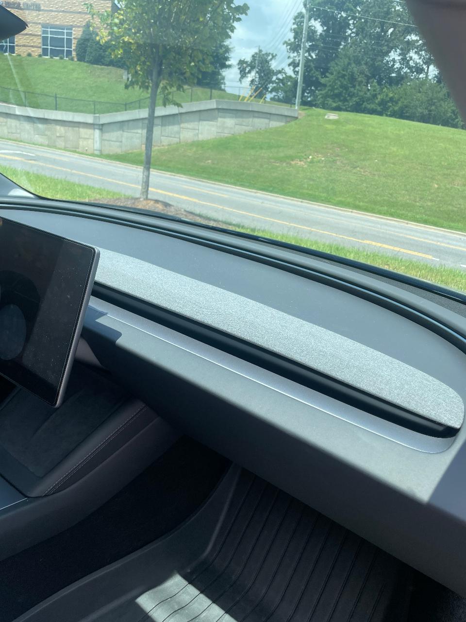 صورة 10 لـ 2025 Tesla MODEL 3 LONG RANGE RWD