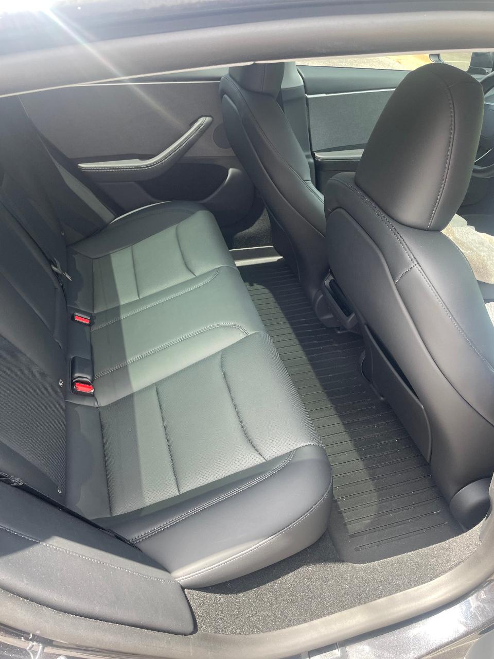 صورة 14 لـ 2025 Tesla MODEL 3 LONG RANGE RWD