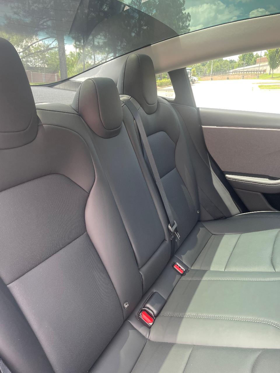 صورة 13 لـ 2025 Tesla MODEL 3 LONG RANGE RWD