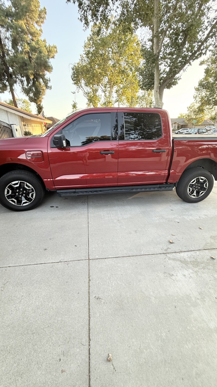 2023 FORD F-150 LIGHTNING XLT — фото 2