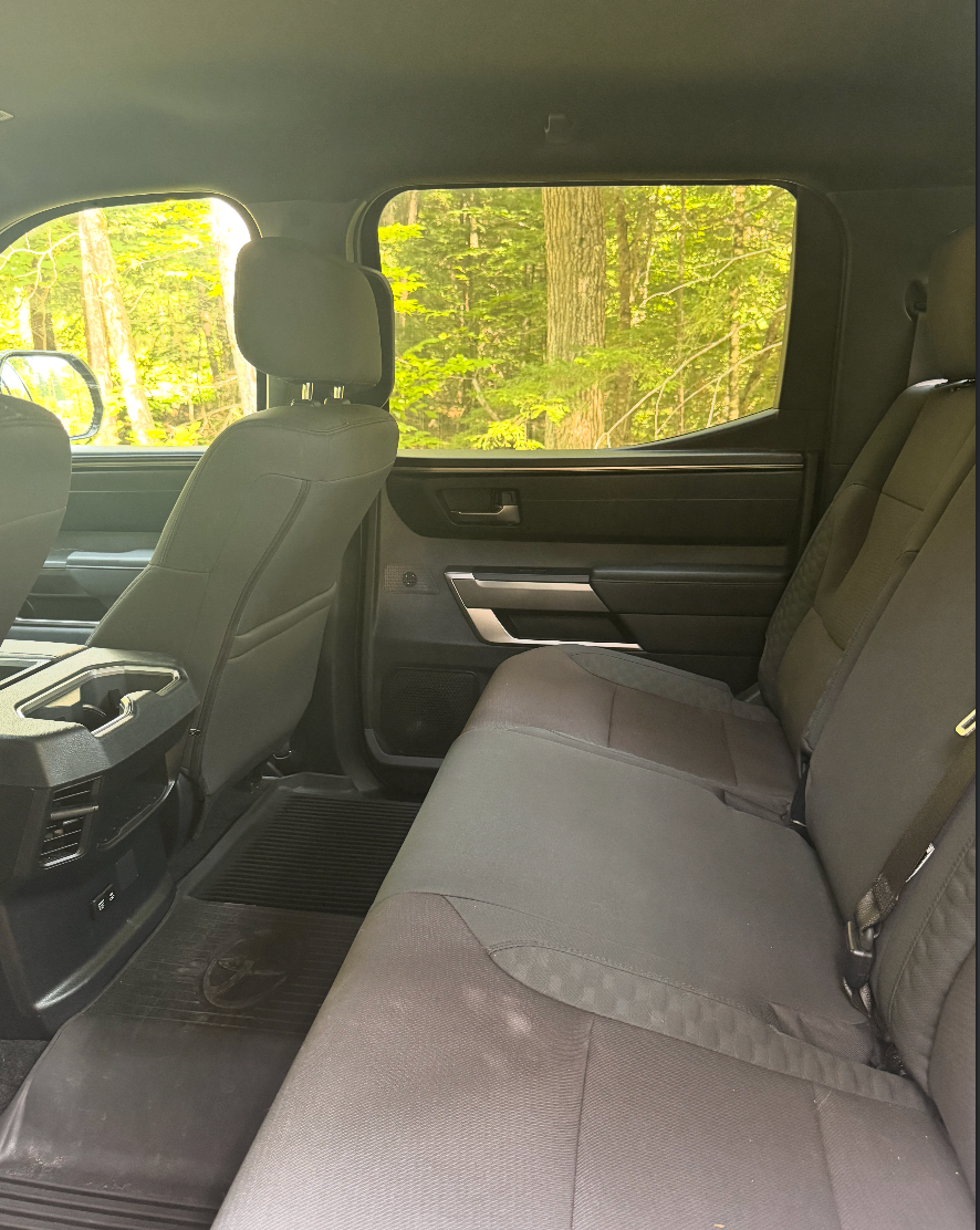 2026 Toyota TUNDRA SR5 照片 2