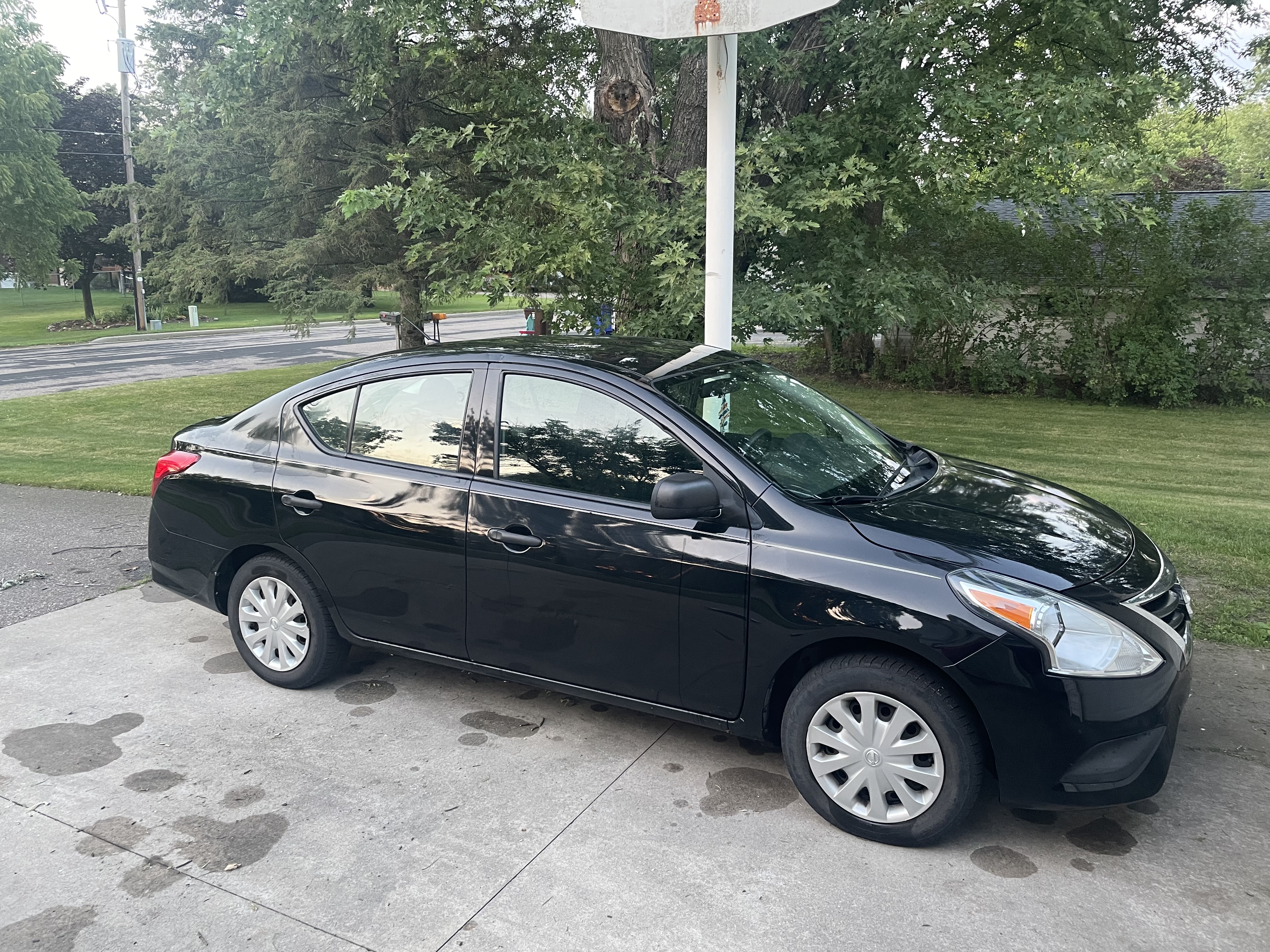 nissan versa under 8000