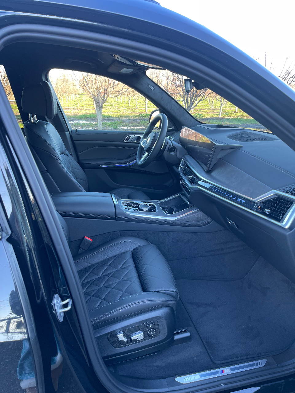 2023 BMW X7 XDRIVE40I photo 3