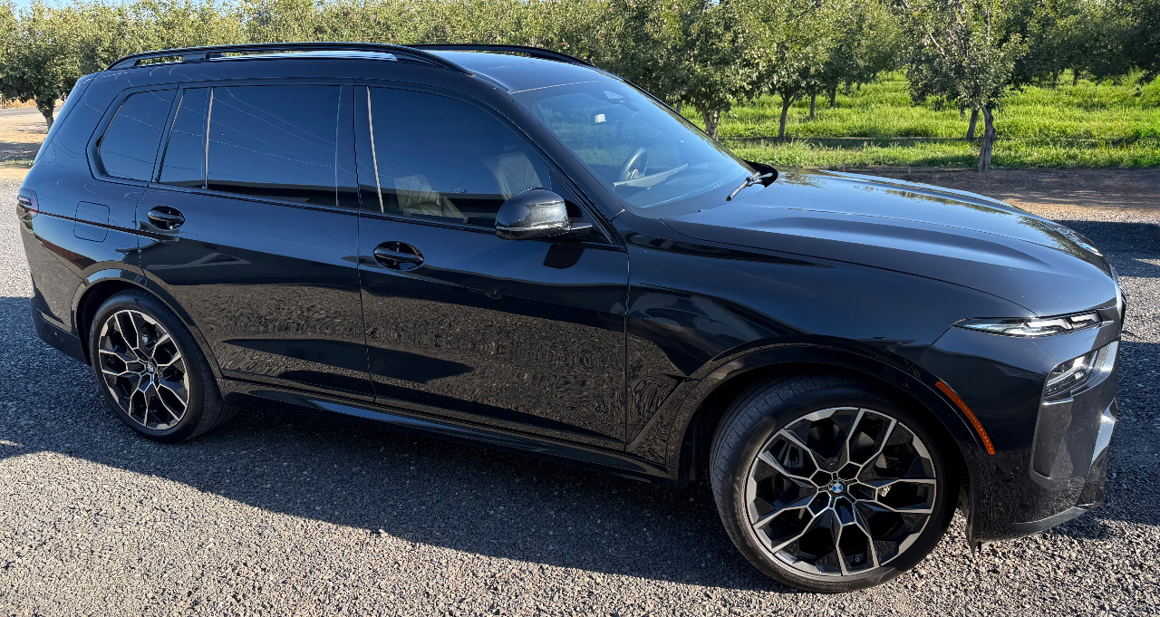 2023 BMW X7 XDRIVE40I photo 1