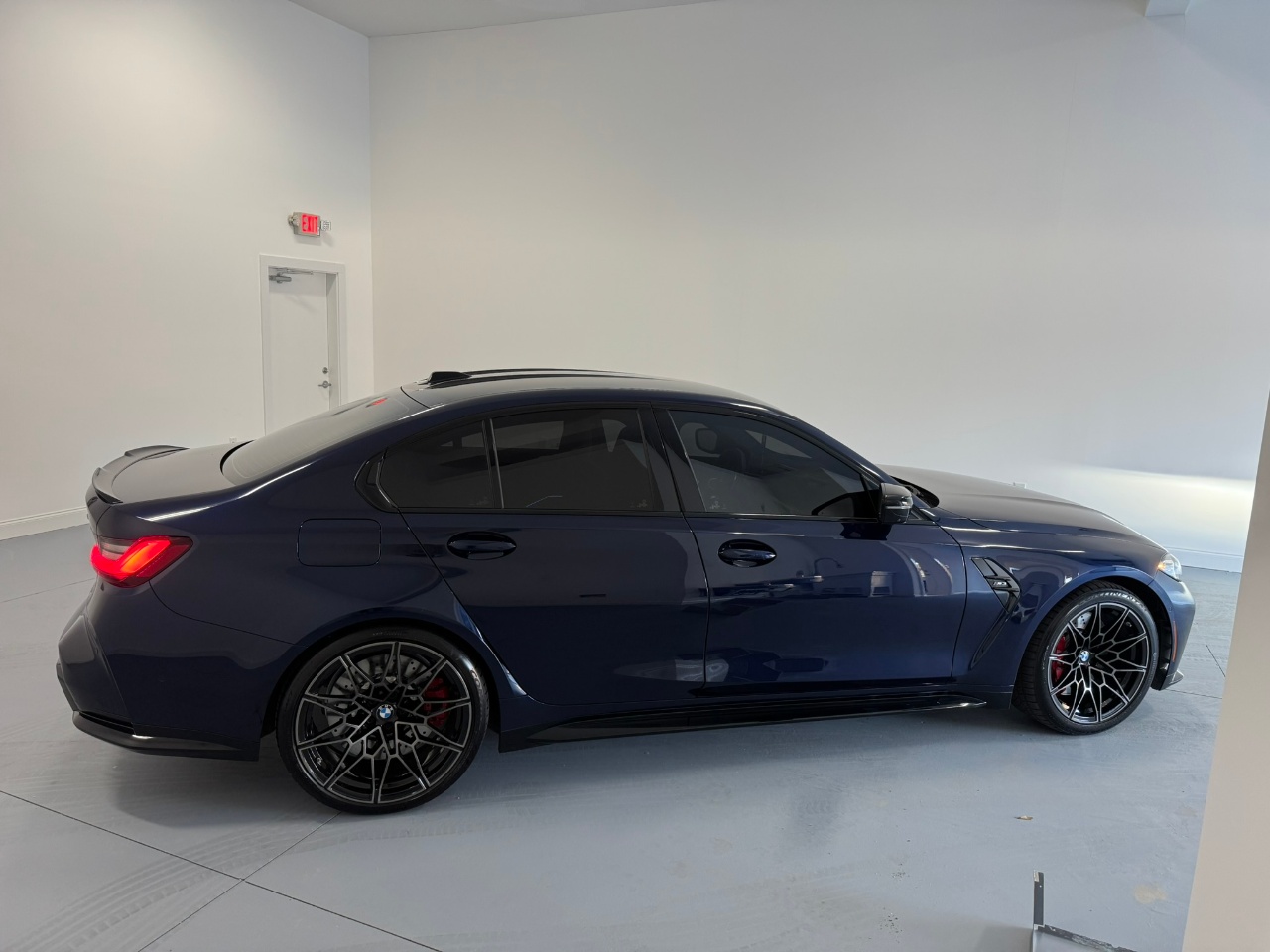 2024 BMW M3 BASE — фото 6