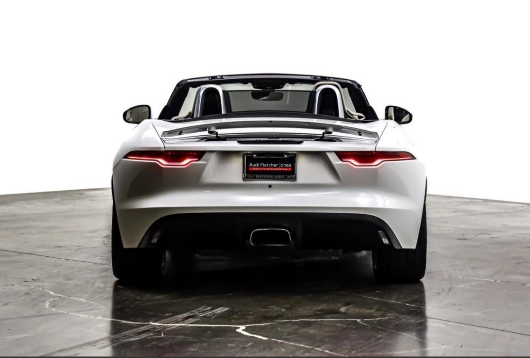 2021 Jaguar F-TYPE P300 — фото 4