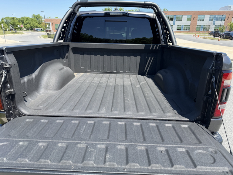 2022 RAM 1500 TRX 照片 6