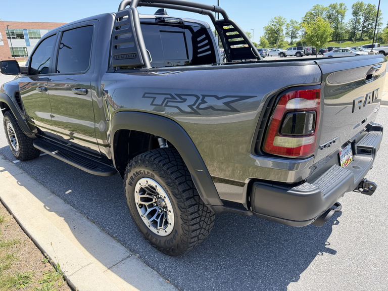 2022 RAM 1500 TRX 照片 3