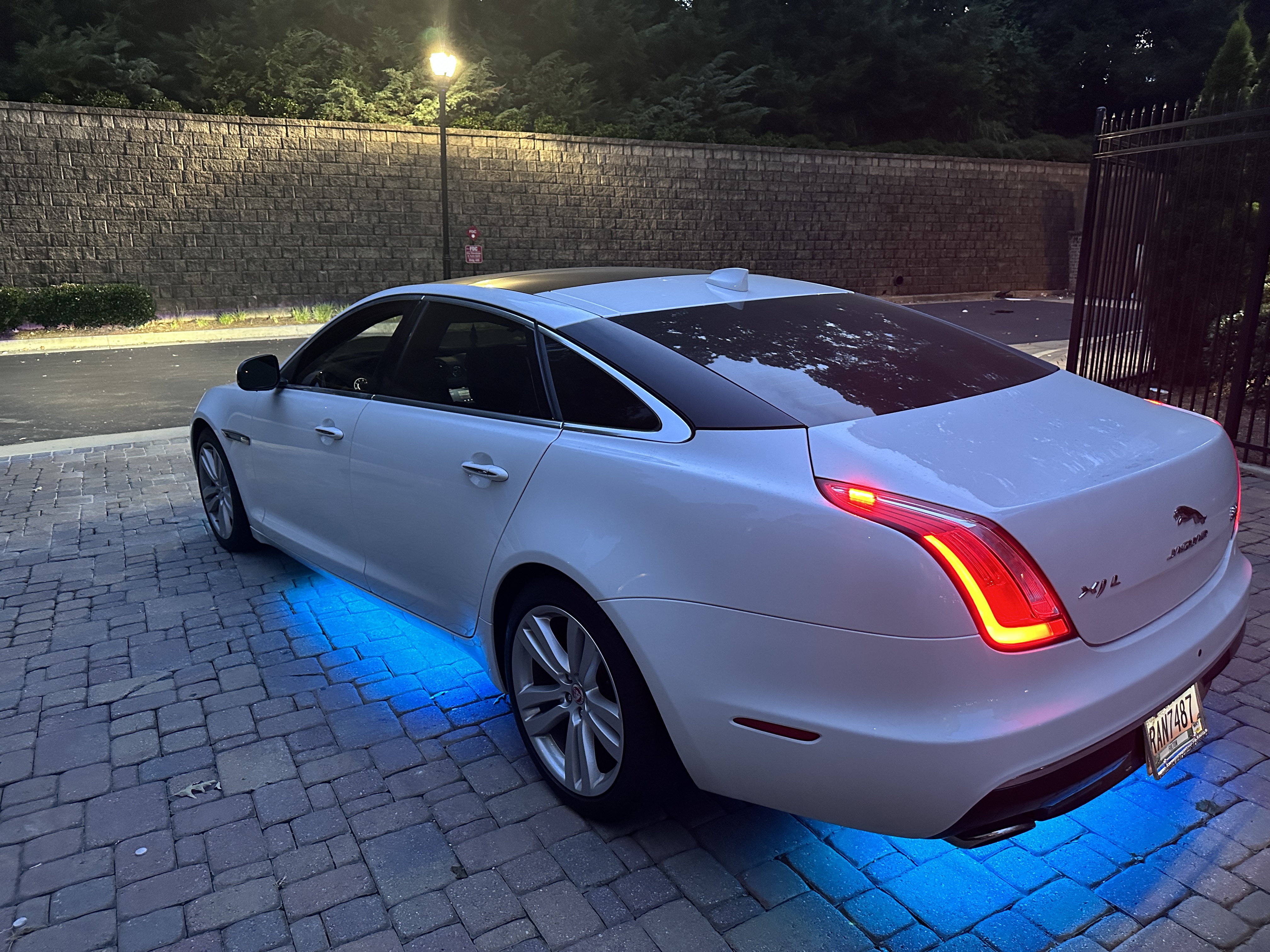 jaguar xj interior lighting