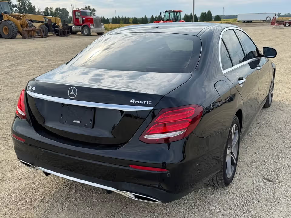 MERCEDES-BENZ E-CLASS - 8