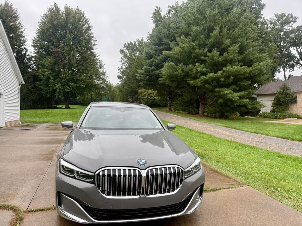صورة 1 لـ 2022 BMW 740 I XDRIVE