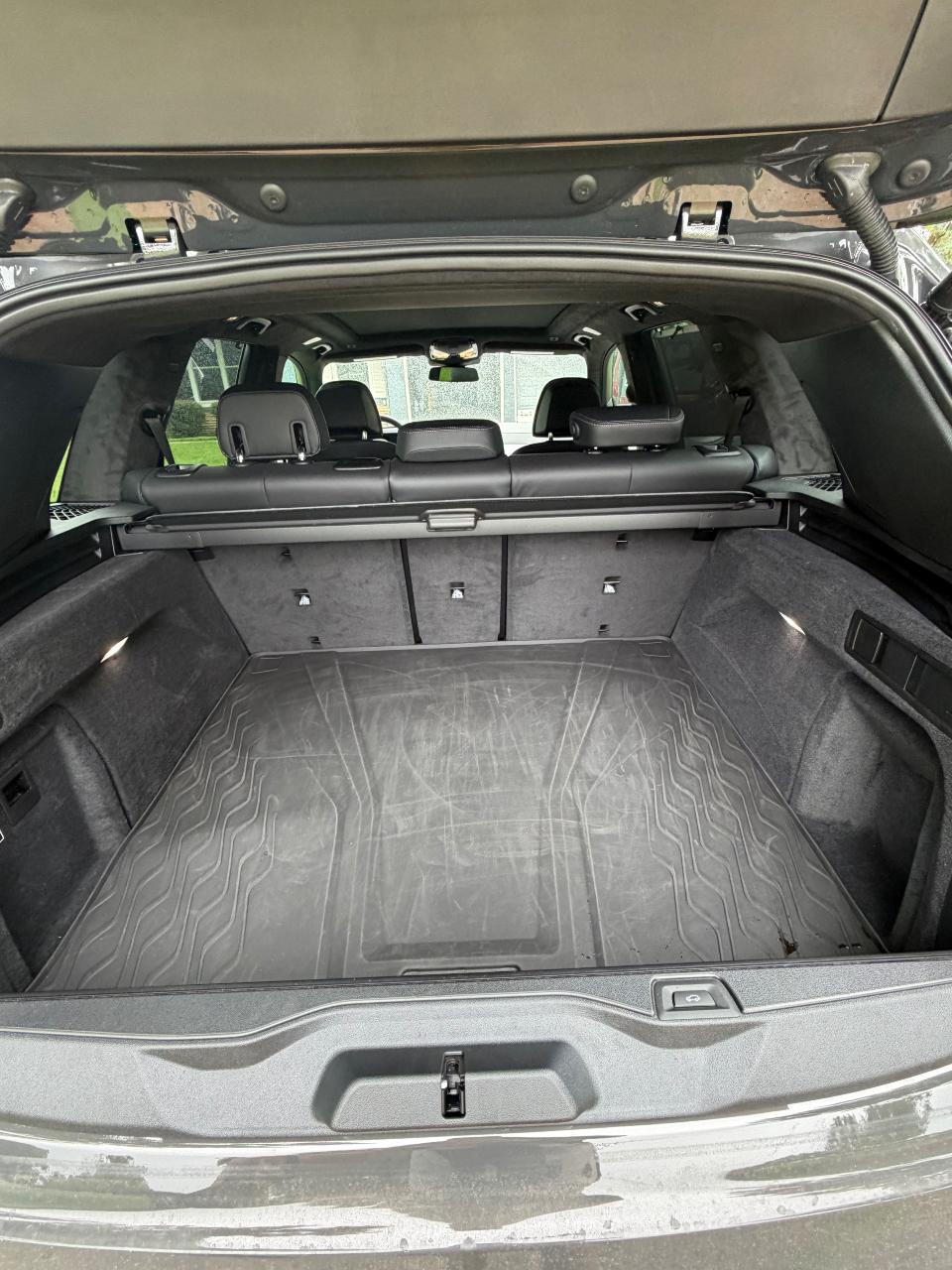 2024 BMW X5 M60I photo 5