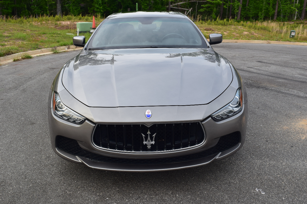 Maserati Ghibli main image