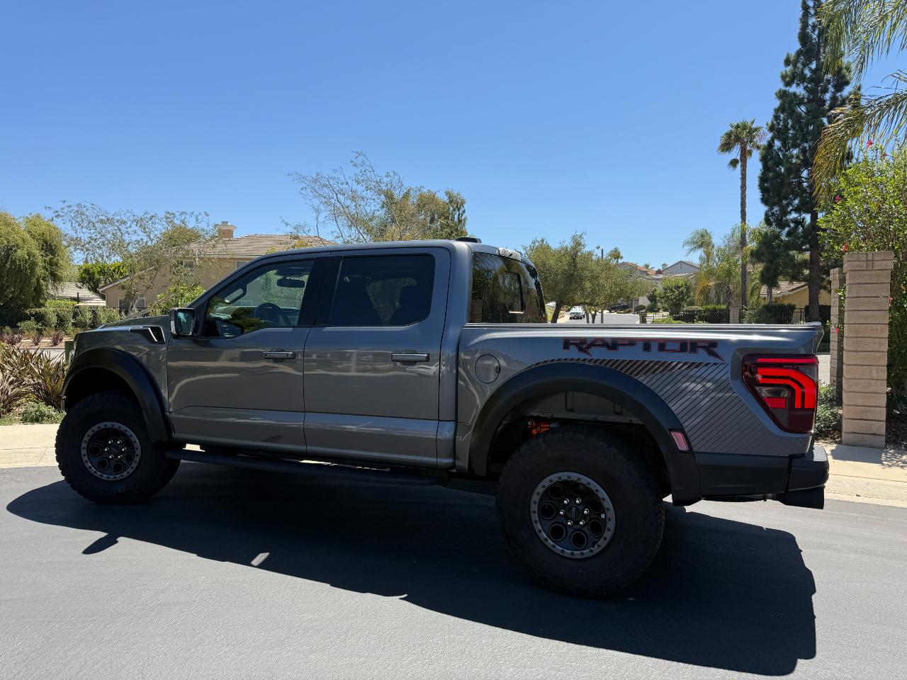 صورة 4 لـ 2025 FORD F-150 RAPTOR