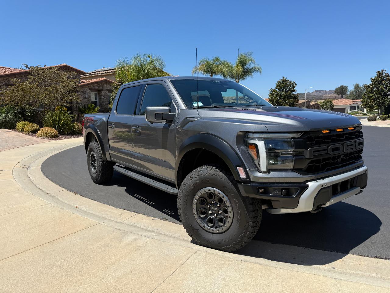 صورة 7 لـ 2025 FORD F-150 RAPTOR