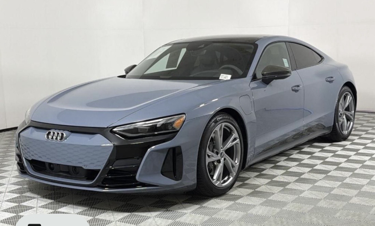 2023 AUDI E-TRON GT PREMIUM PLUS — фото 1