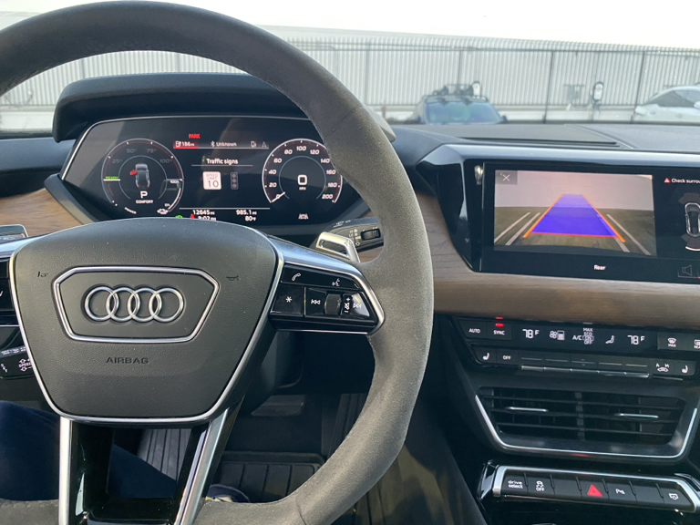 2023 AUDI E-TRON GT PREMIUM PLUS — фото 7