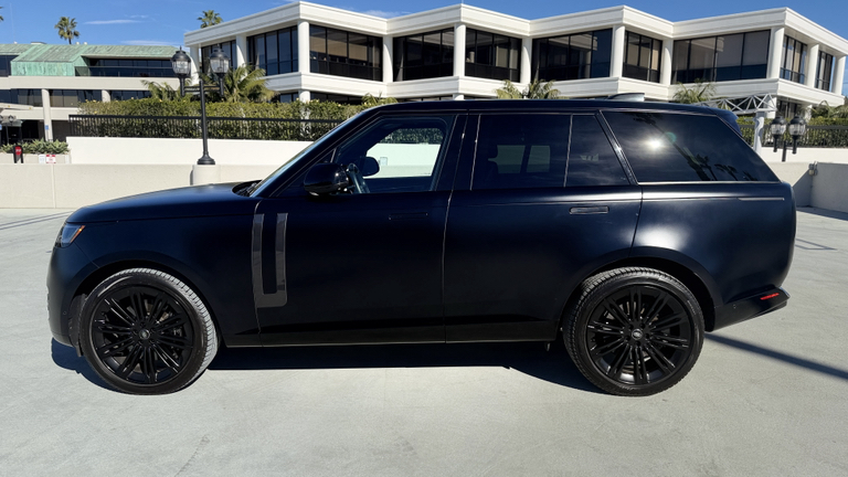 صورة 2 لـ 2023 LAND Rover RANGE ROVER P530 SE SWB