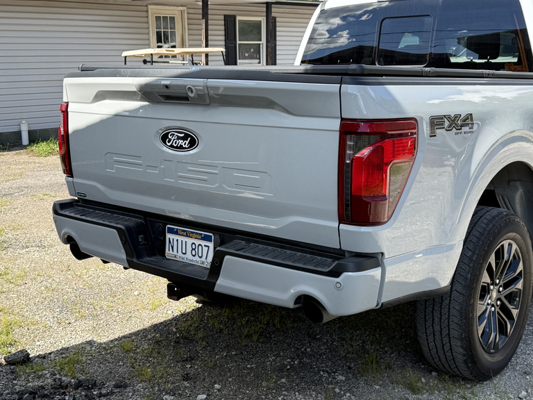 صورة 3 لـ 2024 FORD F-150 XLT