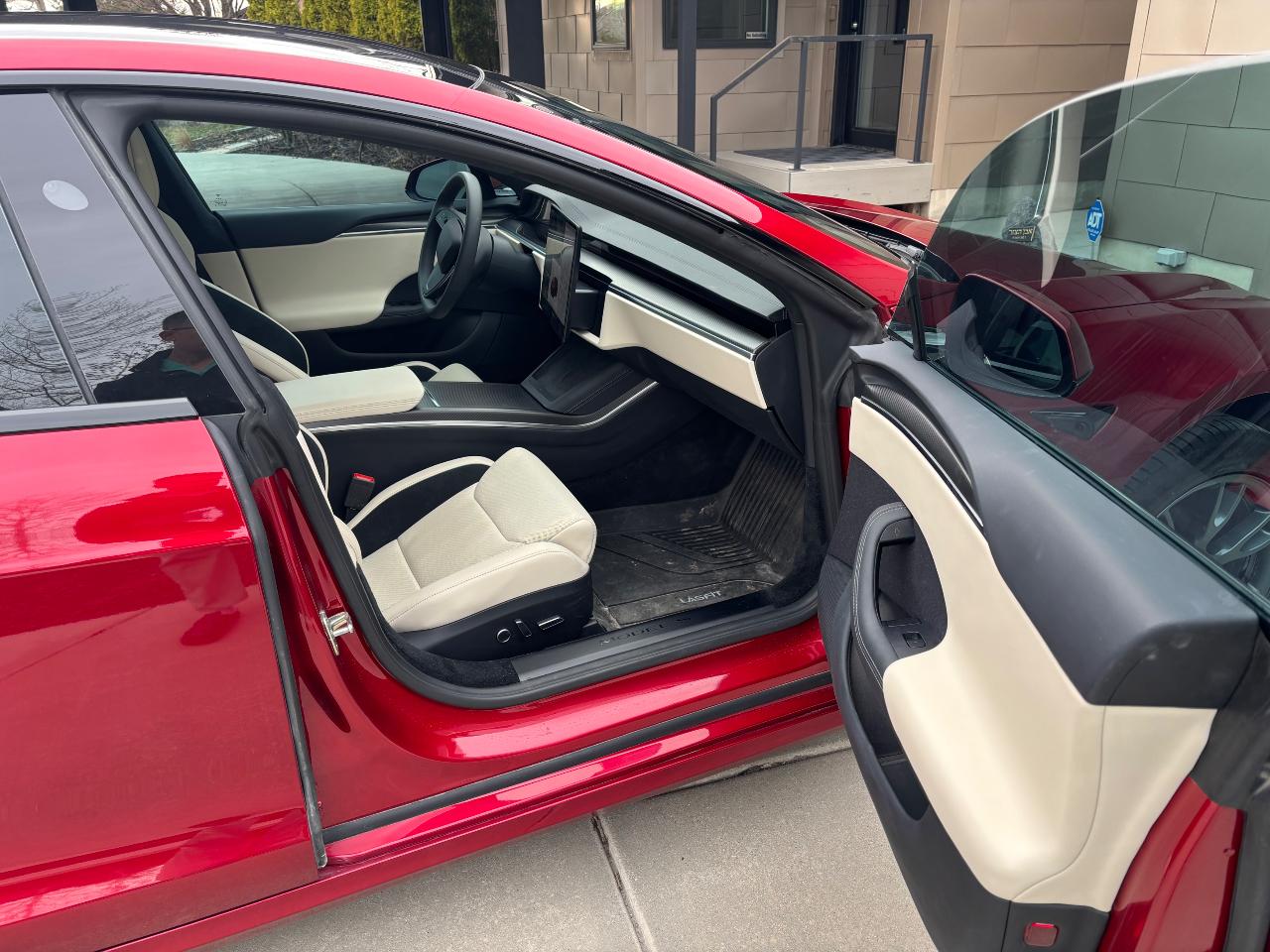 صورة مصغرة 17 لـ 2024 Tesla MODEL S PLAID
