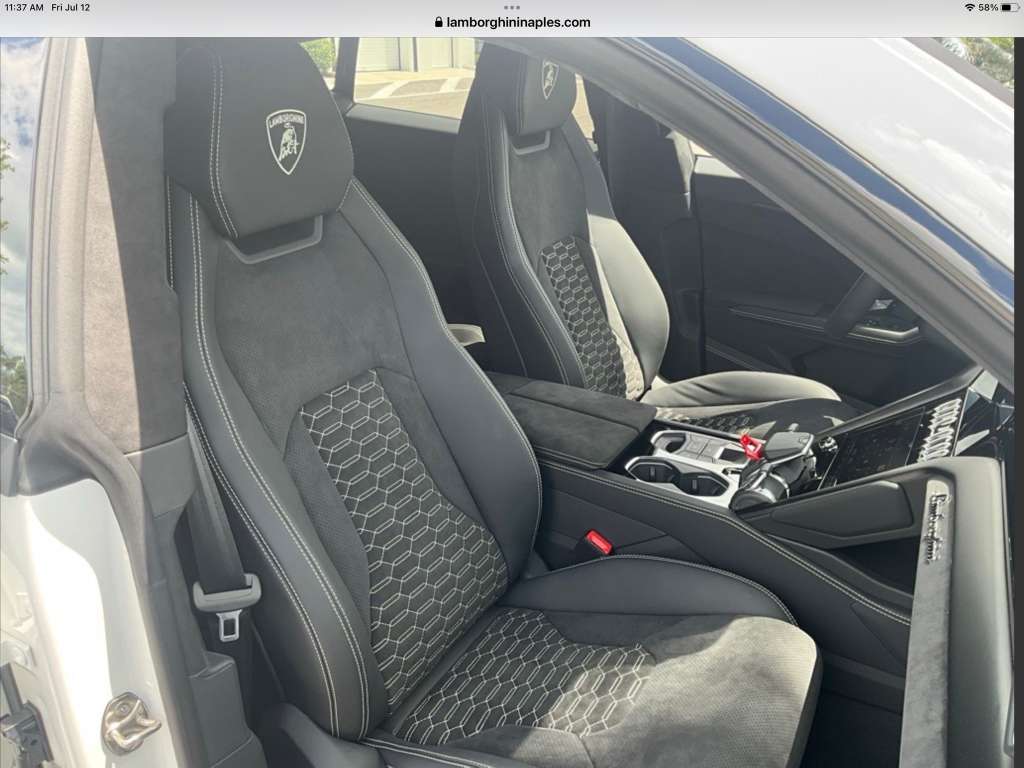 صورة 7 لـ 2024 Lamborghini URUS S