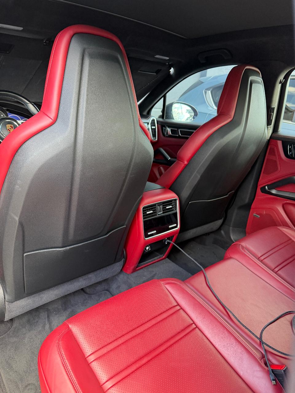 صورة 5 لـ 2021 Porsche CAYENNE CAYENNE GTS