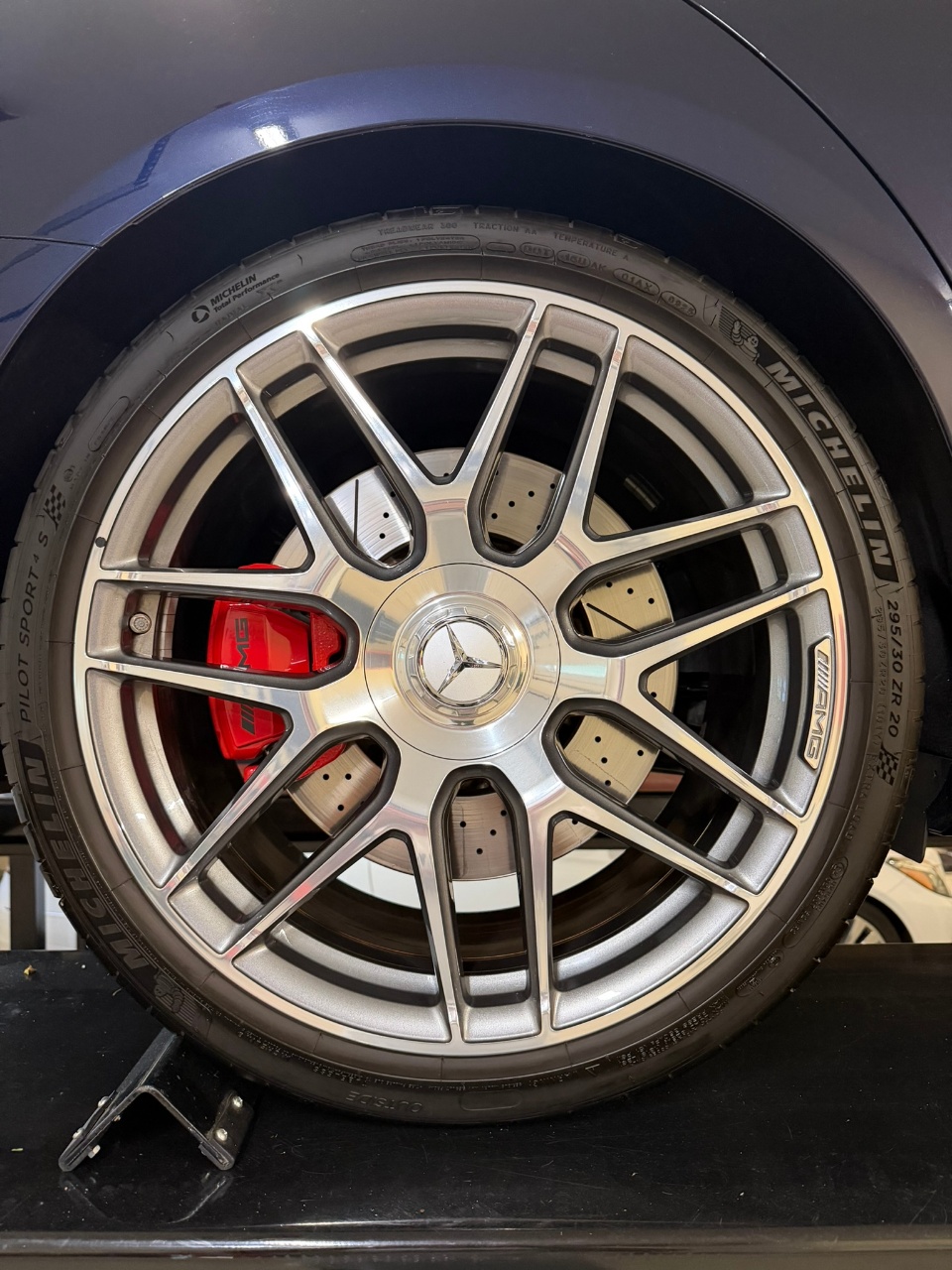 2020 Mercedes-BENZ AMG E 63 S 4MATIC — миниатюра 20