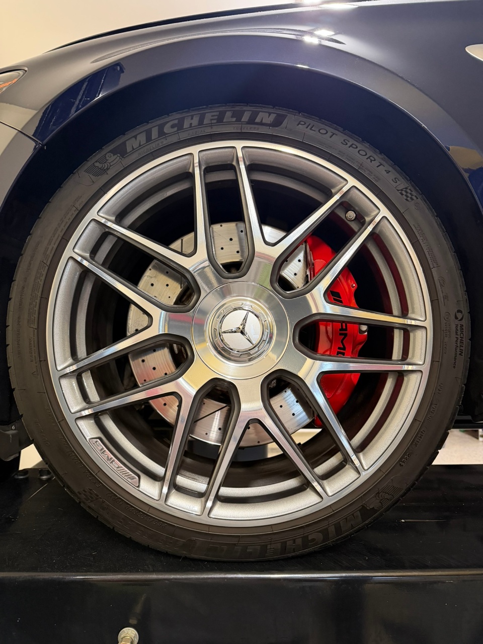 2020 Mercedes-BENZ AMG E 63 S 4MATIC — миниатюра 22