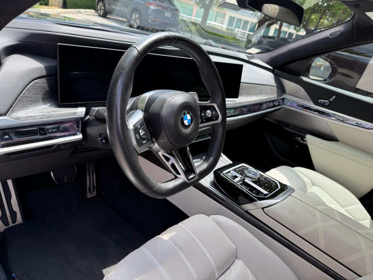 2023 BMW 760 I XDRIVE — миниатюра 11
