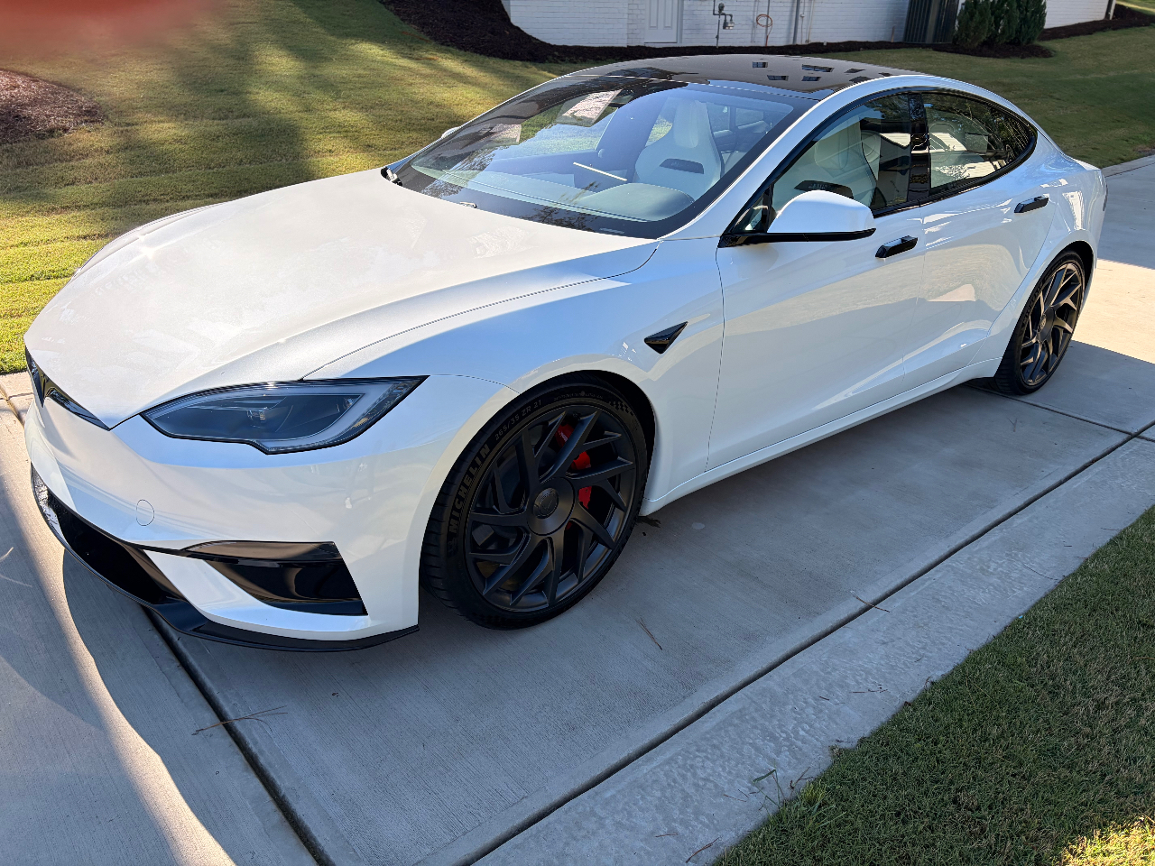 TESLA MODEL S PLAID - 2
