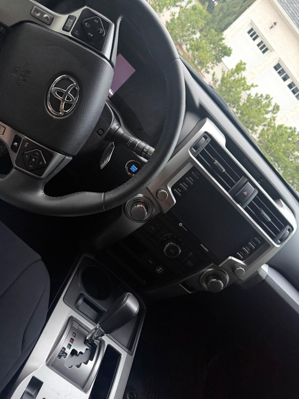 صورة 7 لـ 2023 Toyota 4RUNNER SR5