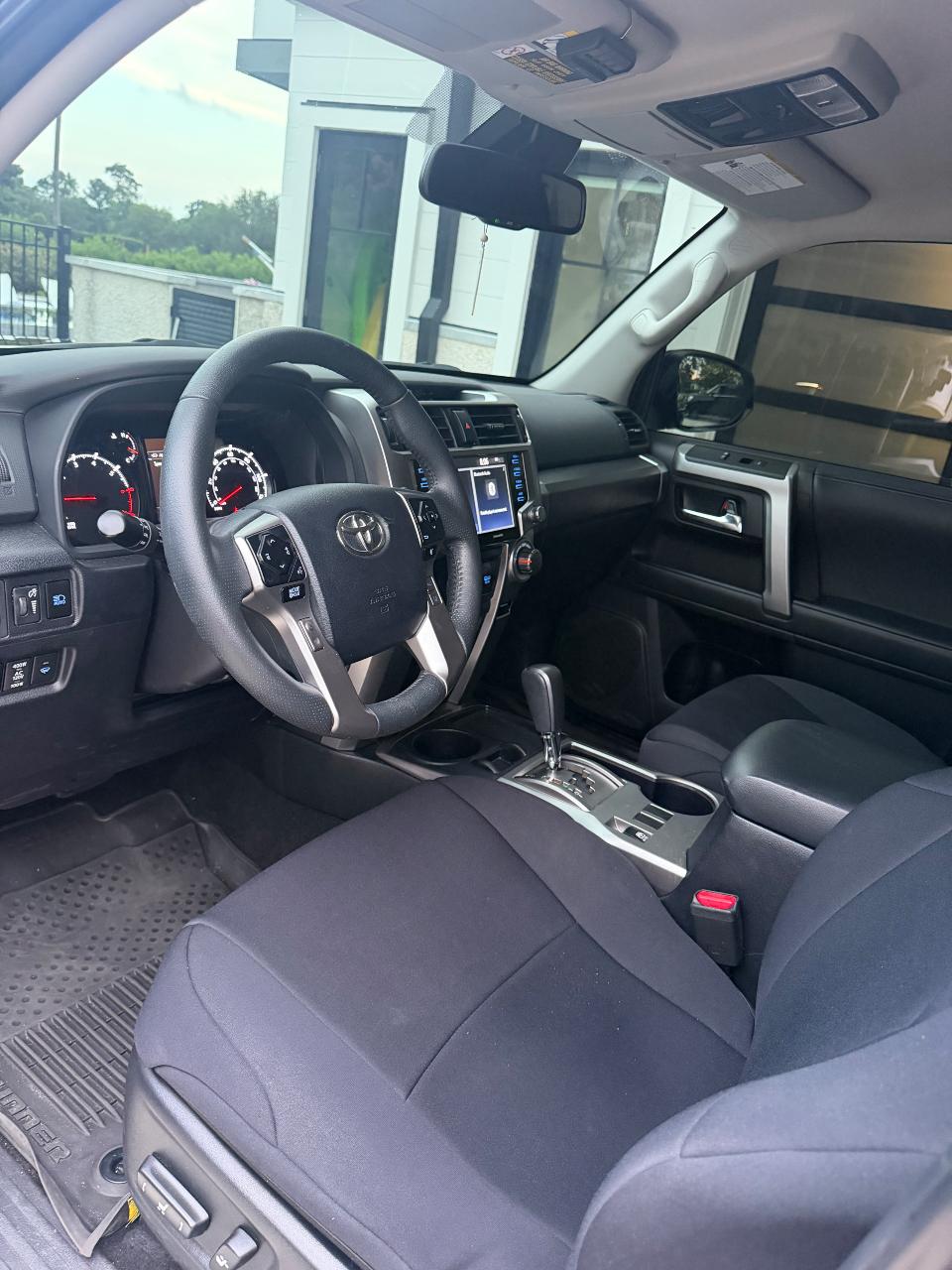 2023 Toyota 4RUNNER SR5 缩略图 14