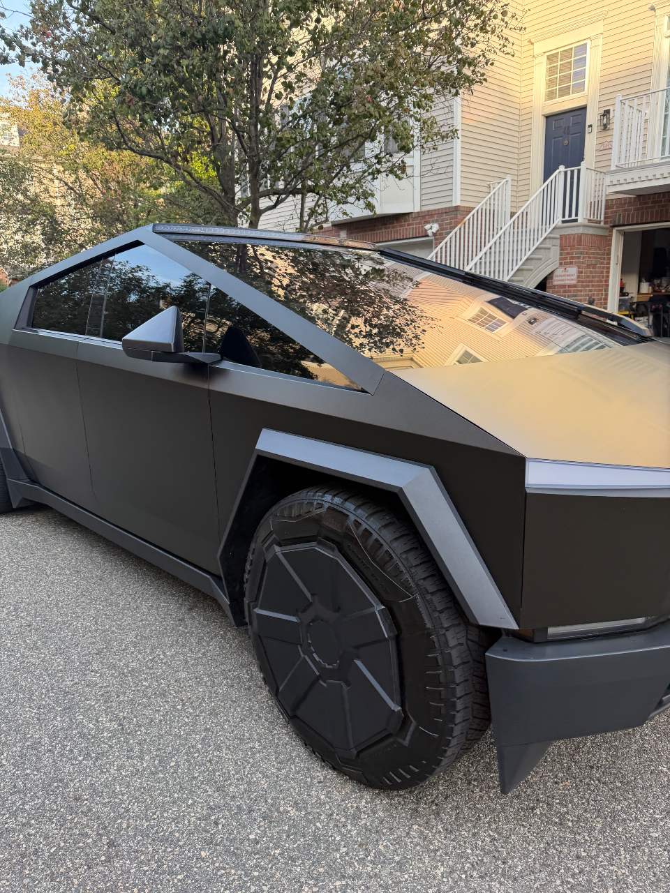 صورة 5 لـ 2024 Tesla CYBERTRUCK CYBERBEAST