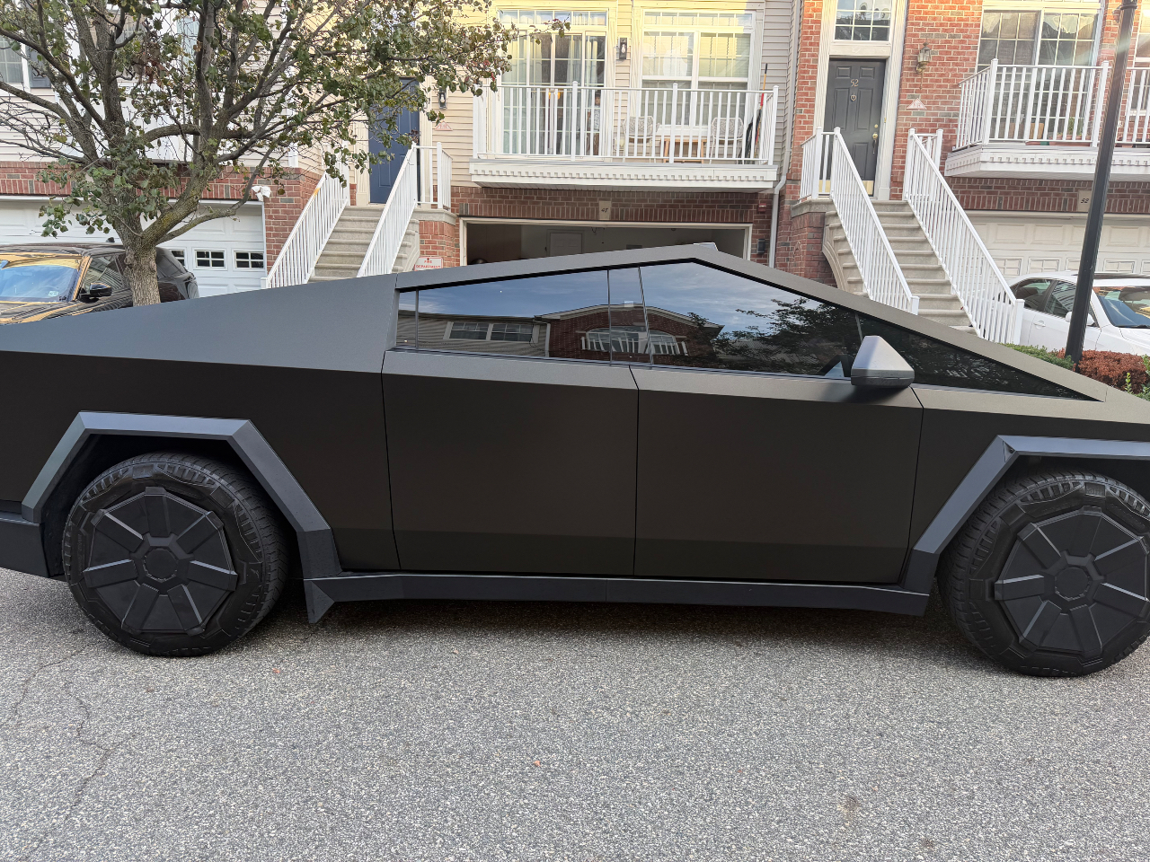 صورة 2 لـ 2024 Tesla CYBERTRUCK CYBERBEAST