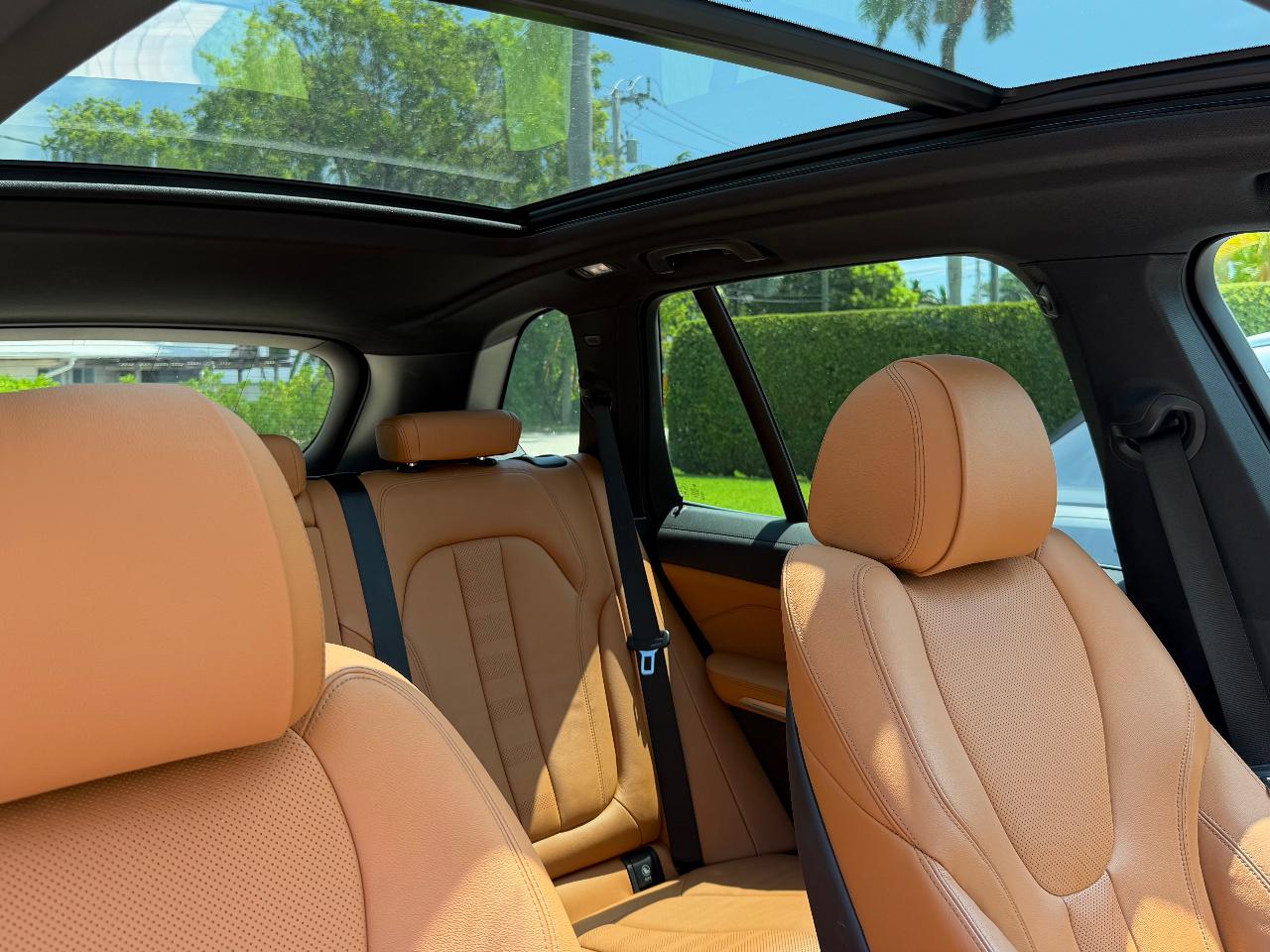صورة مصغرة 21 لـ 2022 BMW X5 XDRIVE40I