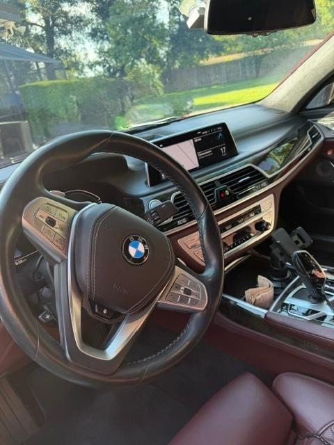 2020 BMW 750 I XDRIVE 照片 13