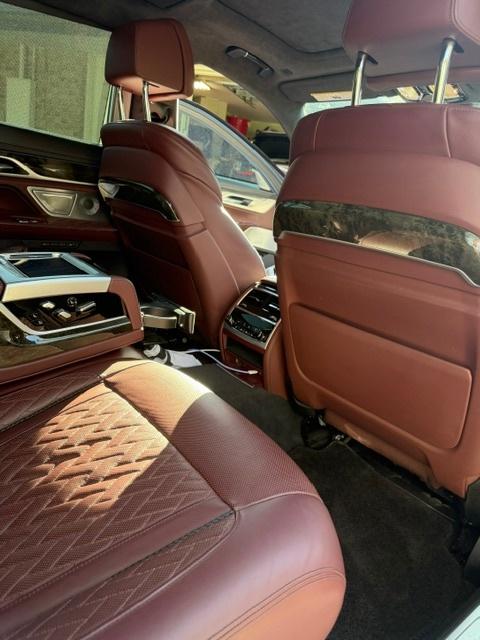 2020 BMW 750 I XDRIVE 照片 11