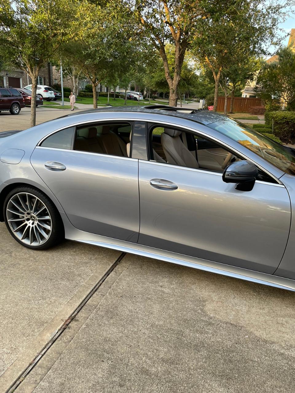 صورة 3 لـ 2020 Mercedes-BENZ CLS