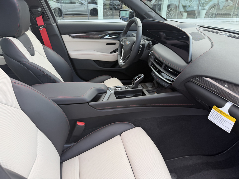 2026 Cadillac CT5-V BASE 照片 7