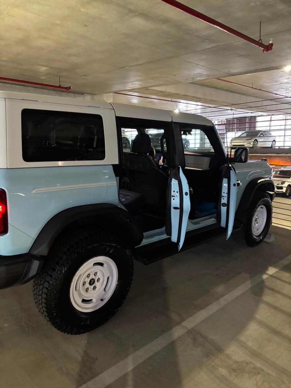 2025 FORD BRONCO HERITAGE EDITION — миниатюра 12