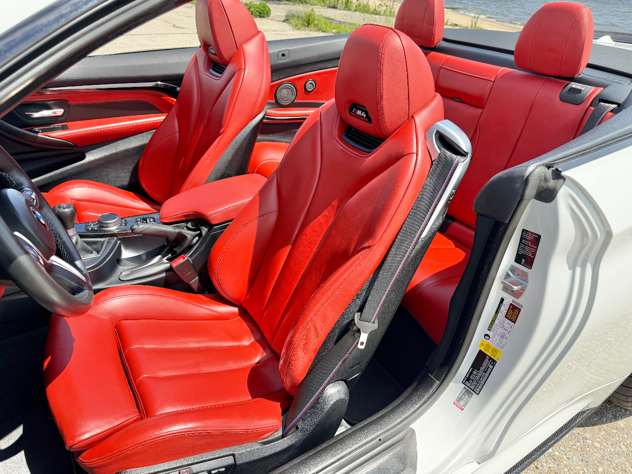 صورة مصغرة 18 لـ 2020 BMW M4 BASE