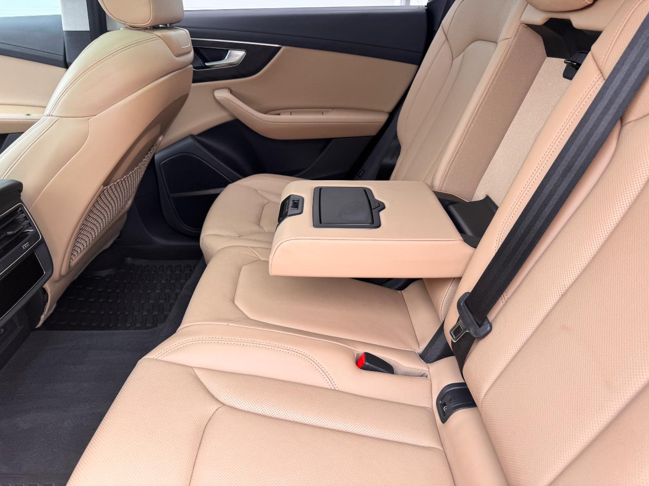 2023 AUDI Q8 55 PRESTIGE — миниатюра 17