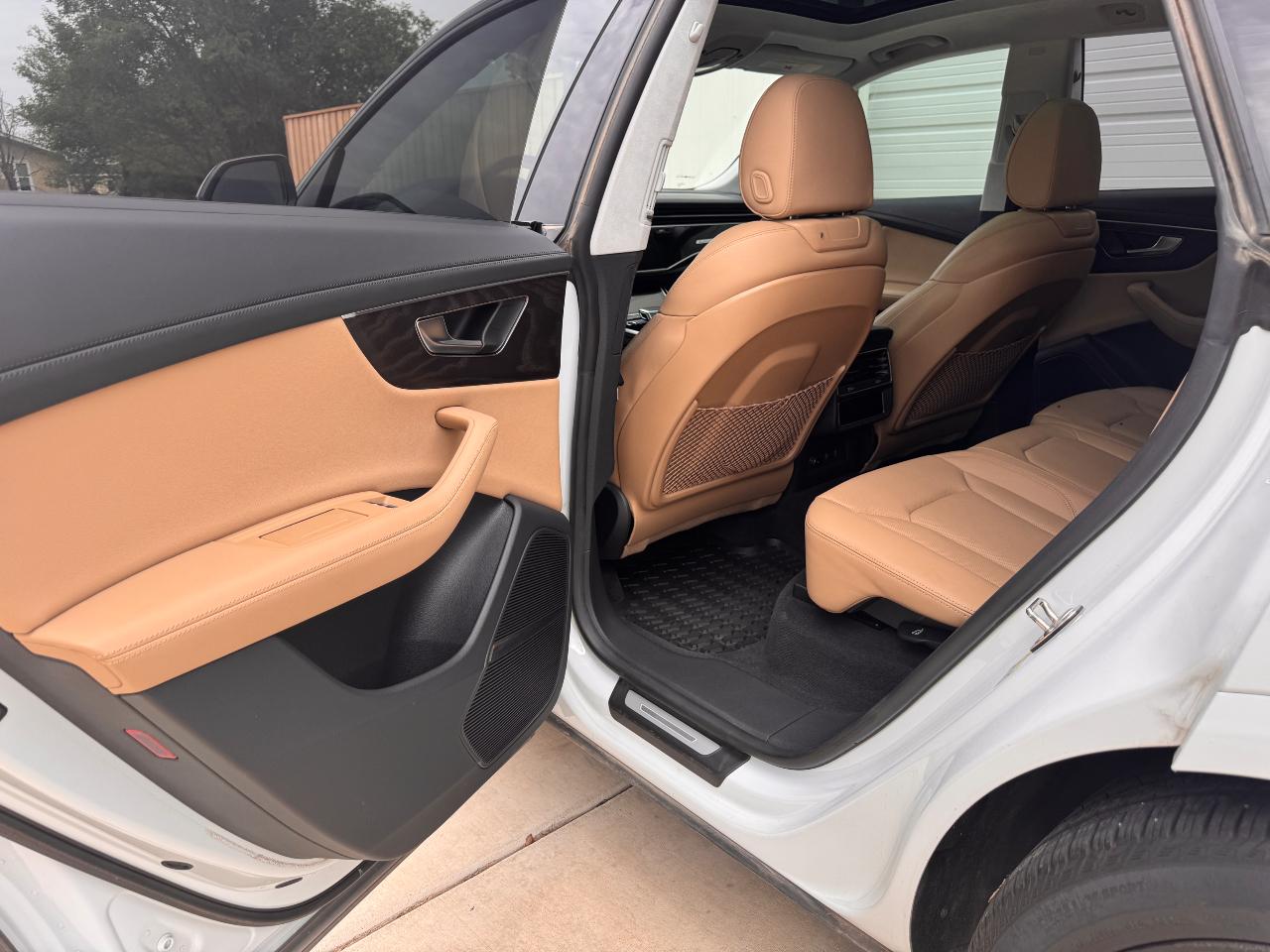 2023 AUDI Q8 55 PRESTIGE — миниатюра 16