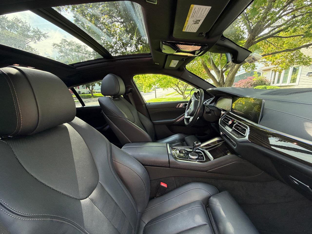 صورة 6 لـ 2021 BMW X6 XDRIVE40I