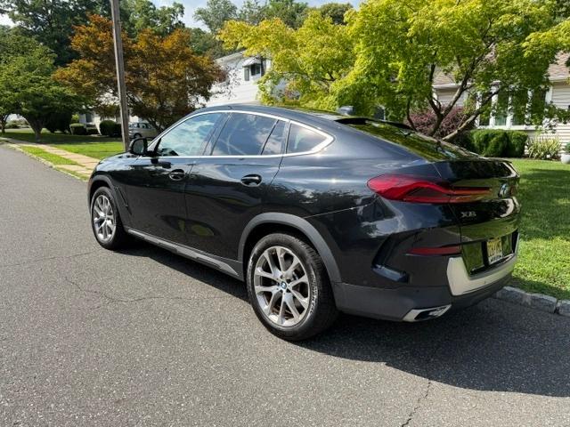 صورة 11 لـ 2021 BMW X6 XDRIVE40I