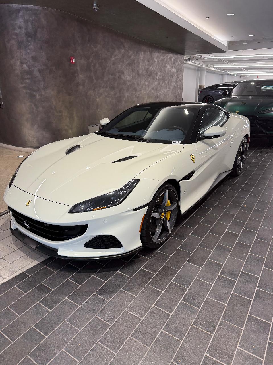 2023 Ferrari PORTOFINO M BASE — фото 4