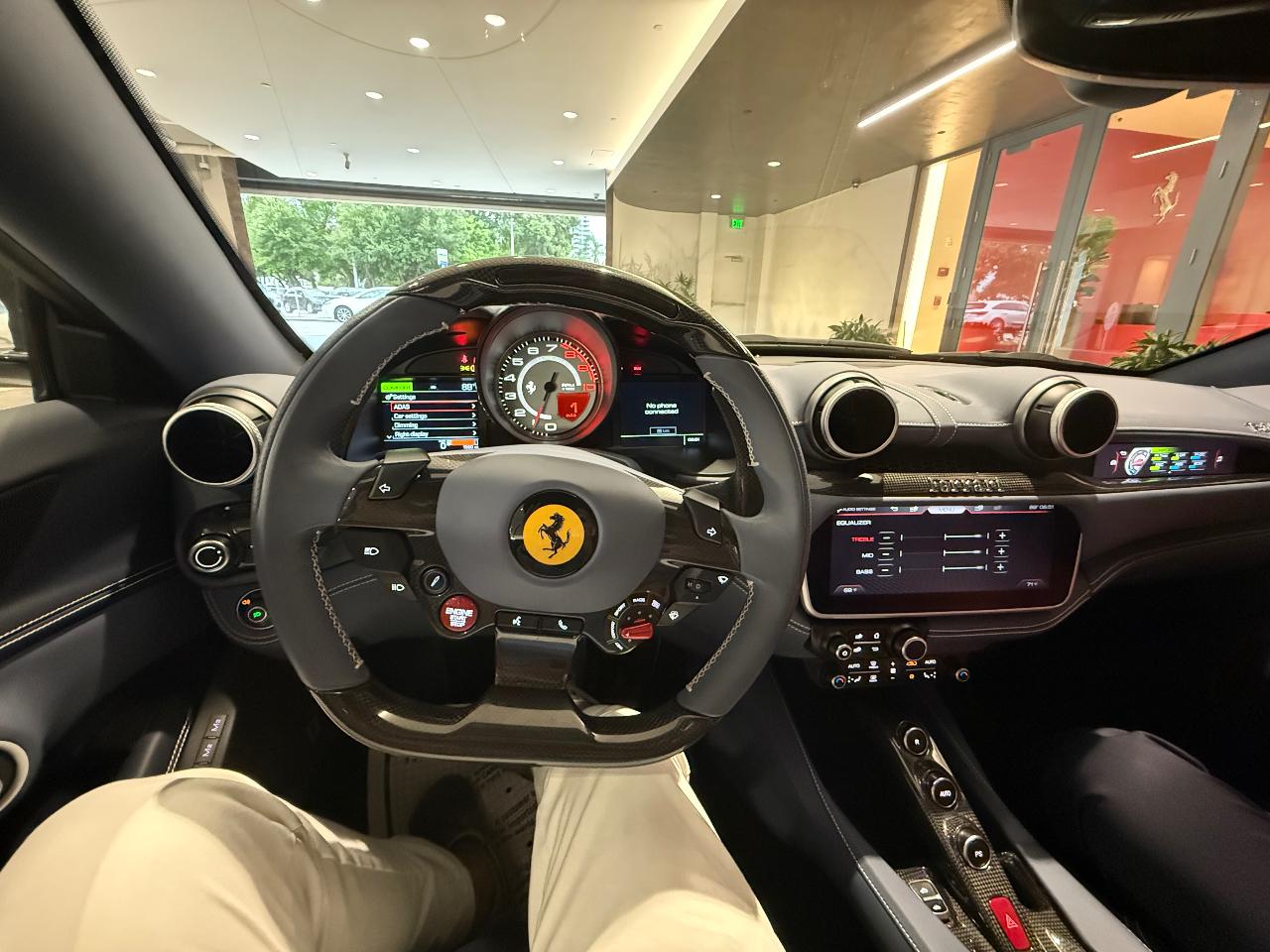 2023 Ferrari PORTOFINO M BASE — фото 6