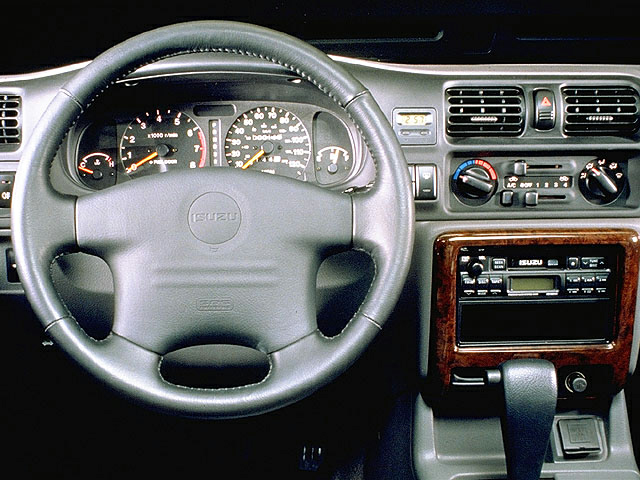 1998 Isuzu Oasis